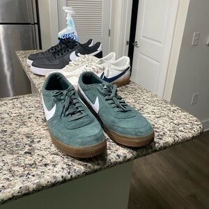 Nike Men's Teal and White Sneakers